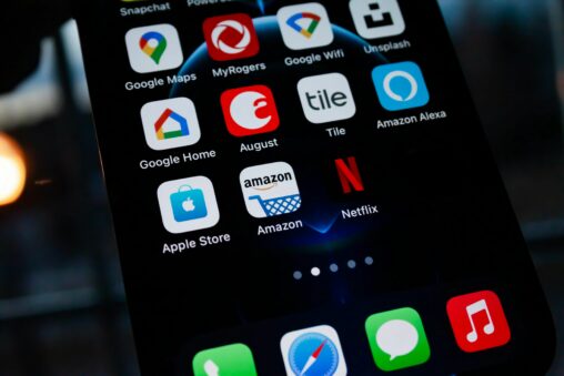 Amazon shareholders push for minimum 5% bitcoin allocation
