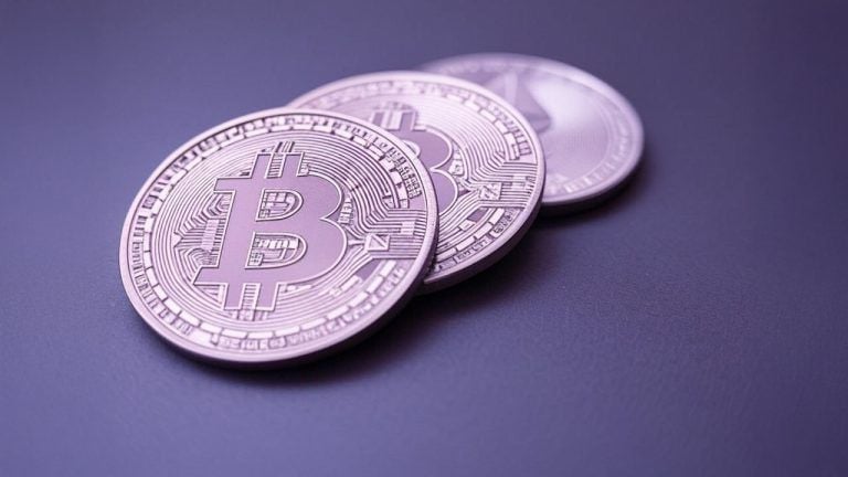 Bitcoin Etfs Bleed $226m While Ethereum Funds Feast On $130m Windfall