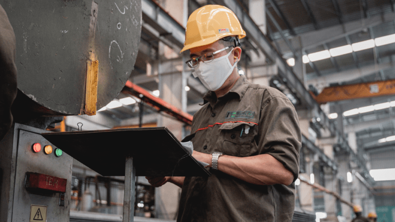 Bitcoin asic maker bitmain shifts gears with us production line amid incoming trump administration