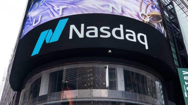Microstrategy Joins Nasdaq 100: Bitcoin’s Dominance Solidified On Wall Street
