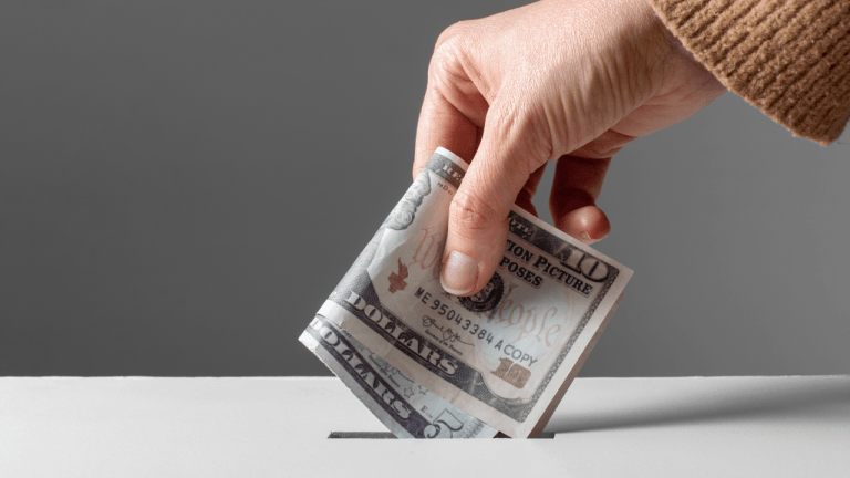 Vcs: Unlikely Heroes Of Crypto Fundraising? Expert Says Current System Is Flawed, Better Models Exist