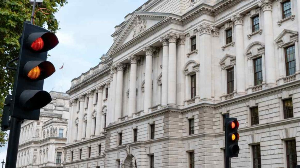 Gilt Investors Warn Reeves She May Need To Raise Taxes