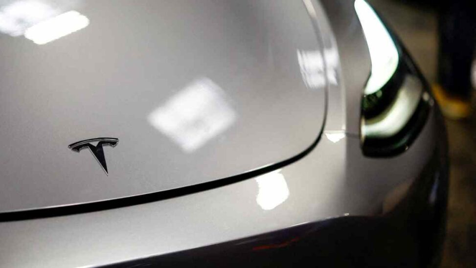 Wall Street Bets Tesla’s 2025 Sales Will Miss Elon Musk’s Target