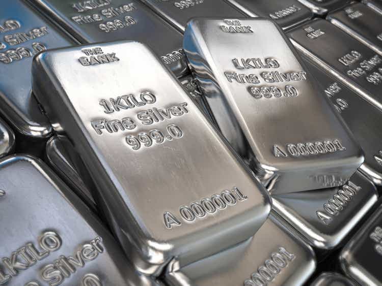 Trump Tariff Fears Causing Disconnect In Silver, Copper Markets Bloomberg