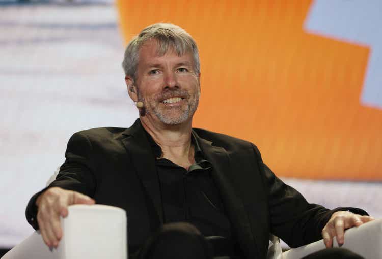 Microstrategy Adds $101m In Bitcoin, But Weekly Buying Pace Slows