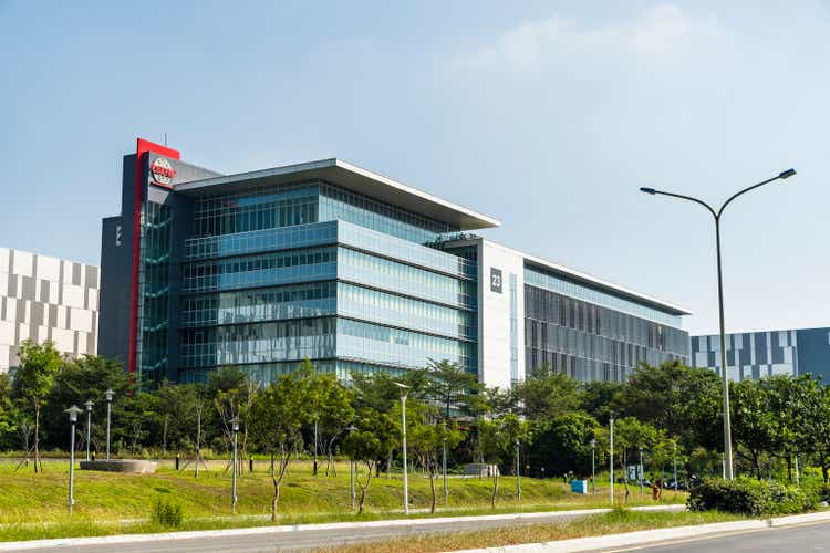 Taiwan Semiconductor's Q4 Revenue Beats Estimates Amid Growing Ai Demand