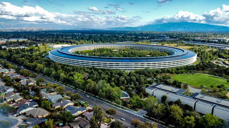 Apple Fear Is 'overdone,' Wedbush Says, As Firm Sees 'turnaround In The Cards'