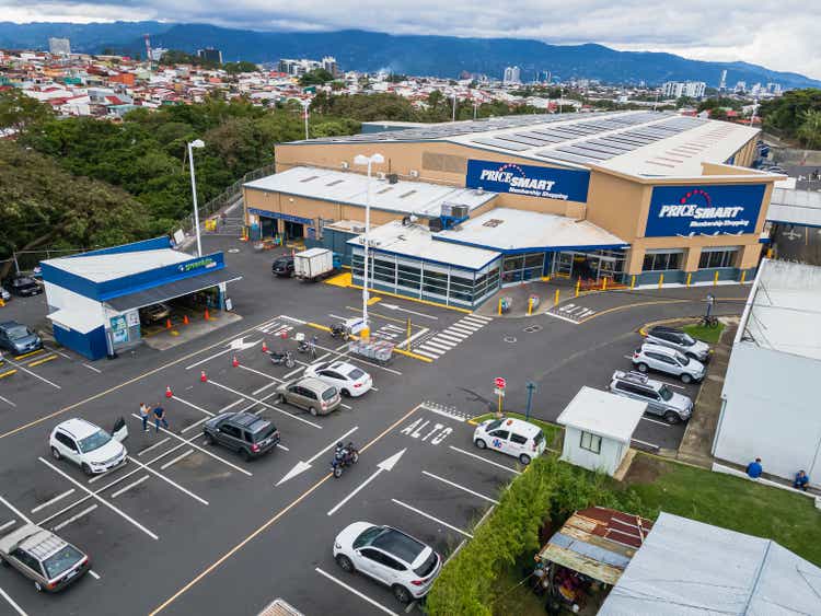 Pricesmart Sees Higher Operating Costs Erode Fq1 Profits