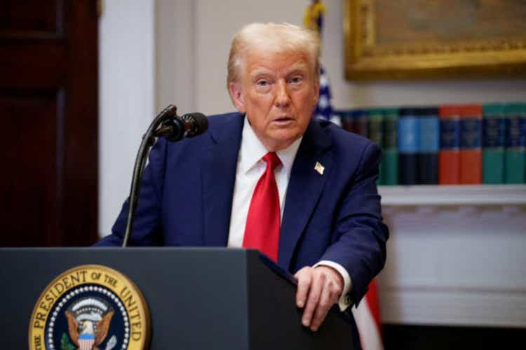 Trump Administration Moves To Shrink Federal Workforce With Buyout Offer