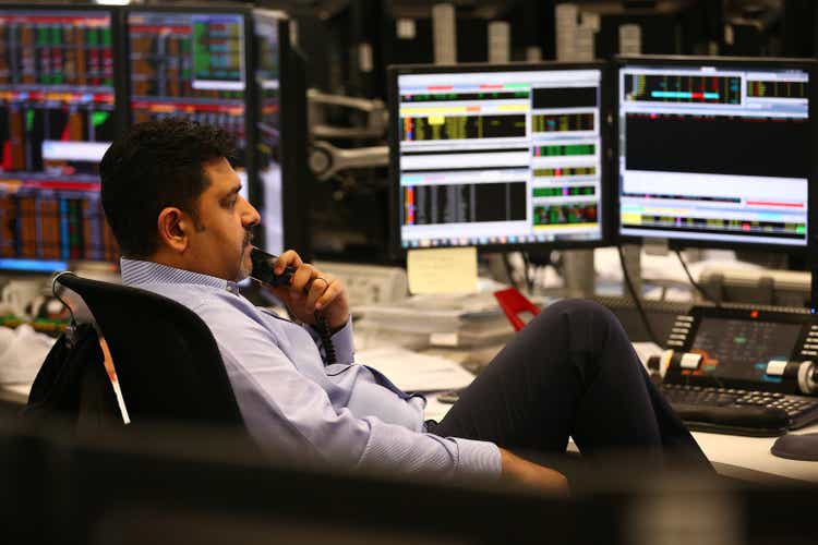 S&p, Nasdaq, Dow Futures Tick Up As Trump 2.0 Starts