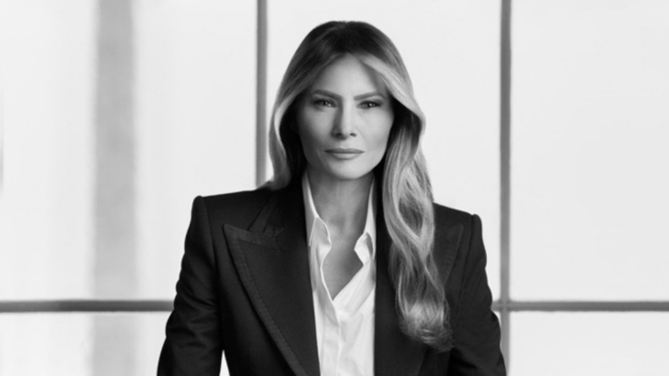 Us First Lady Melania Trump's New Portrait Released