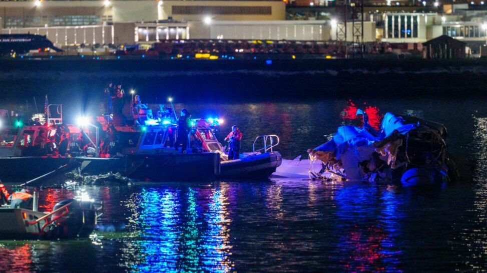 Passenger Plane And Helicopter Crash Into River After Mid Air Collision In Dc