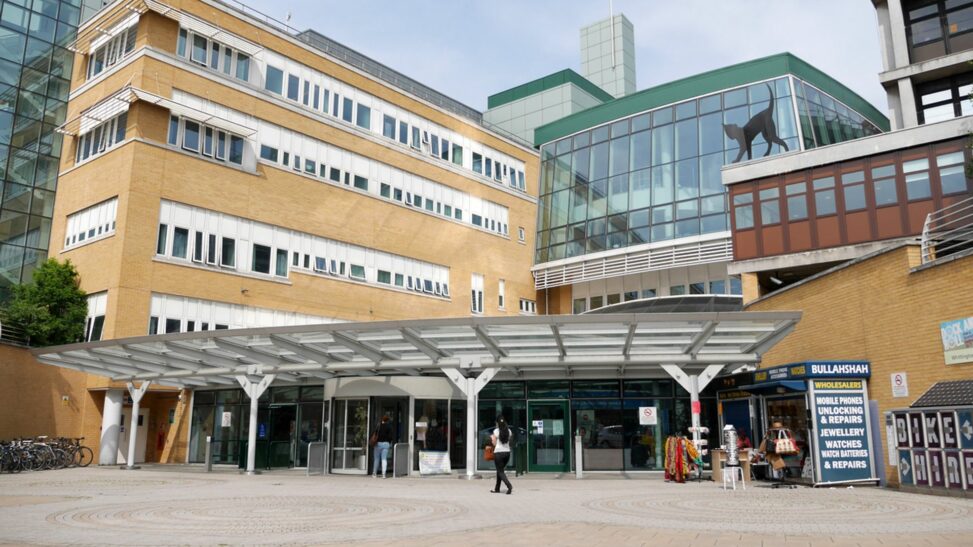 Hospital Advertises For Corridor Nurse Amid Nhs Winter Crisis