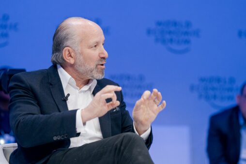 Howard Lutnick Softens Stance On Tether Stability, Investment Ties