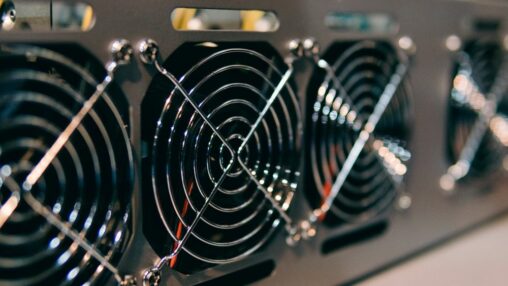 Bitcoin Hashrate Growth Slows Amid Tough Market Conditions For Smaller Miners