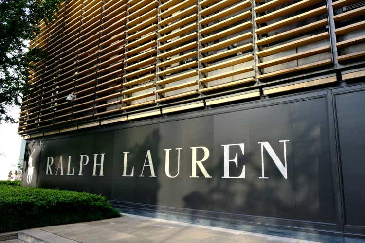 Ralph Lauren's Upbeat Holiday Boosts Fq3 Results