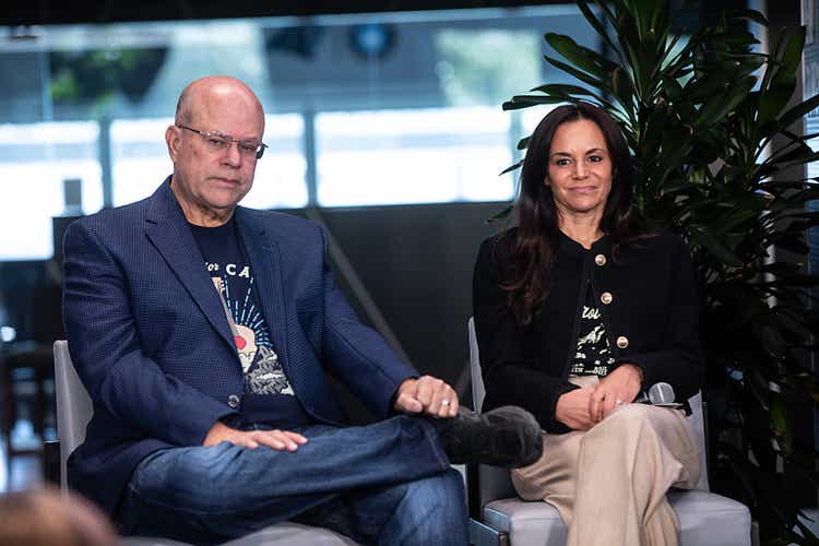 David Tepper's Appaloosa Beefs Up China Bets, Adds Corning, Exits Adobe: Top Q4 Trades