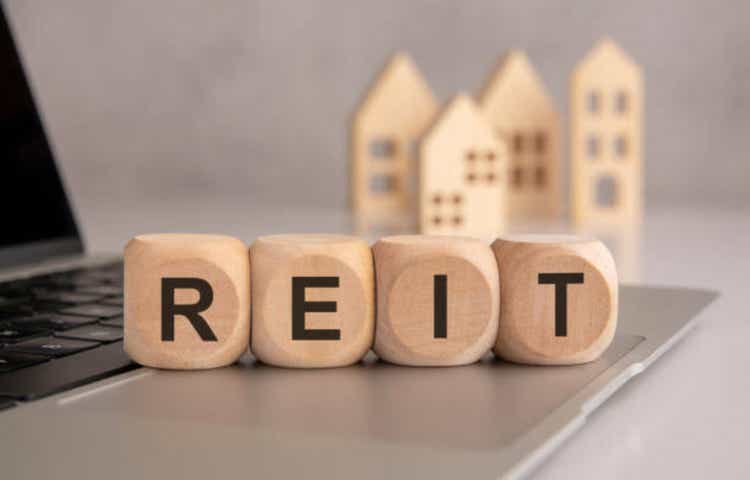 Arbor Realty Trust Turns In Mixed Q4, With Net Interest Income Beat, Small Eps Miss