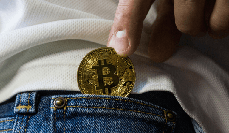 Ticking Clock: Institutional Bitcoin Supply Dwindles As Holders Tighten Their Grip