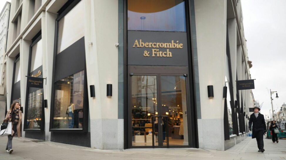Abercrombie & Fitch Boss 'appalled And Disgusted' By Jeffries Sex Trafficking Claims