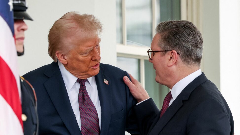 Trump Says He Will Visit Uk In 'near Future' After Receiving 'historic' Invitation From The King