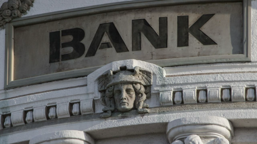 Battered bitcoin looks to u.s. fed for support, bank of america predicts end of quantitative tightening