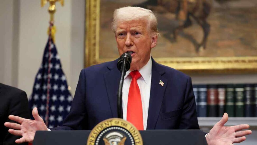 Trump Confirms He Will Impose 25% Tariffs On Mexico And Canada On Tuesday