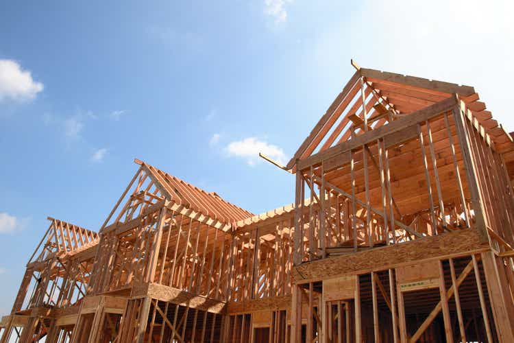 D.r. Horton, Lennar, Kb Home, Other Homebuilders Raised To Buy At Seaport