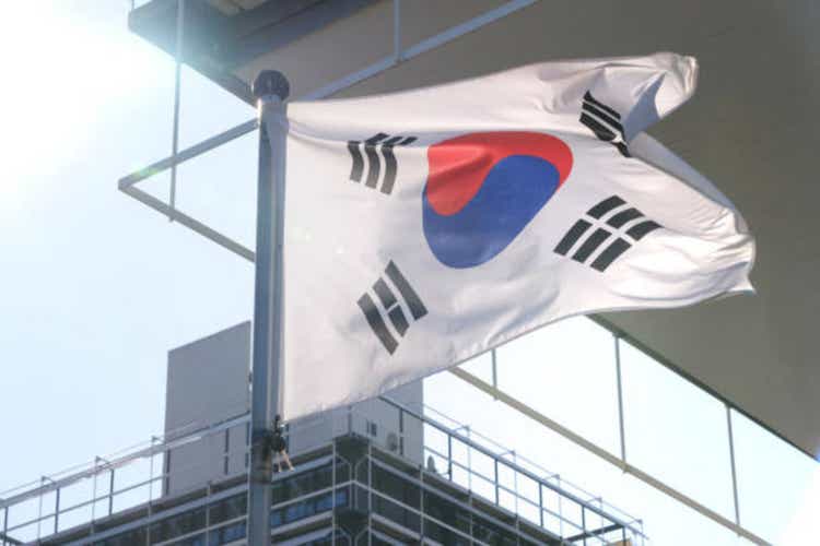 South Korea Plans To Boost Strategic Sectors Like Chips With $34b Fund Report