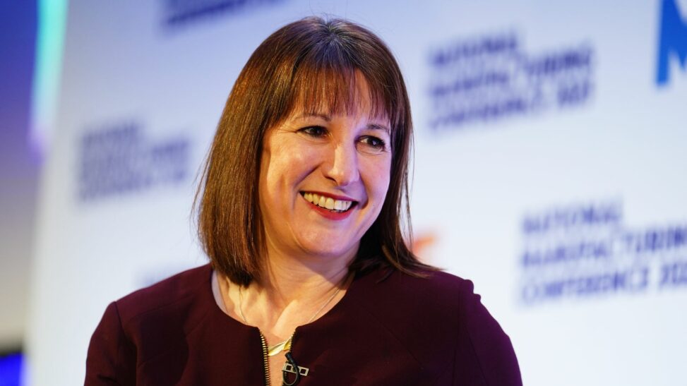 Civil service to be ordered to cut £2bn as reeves rules out tax rises next week