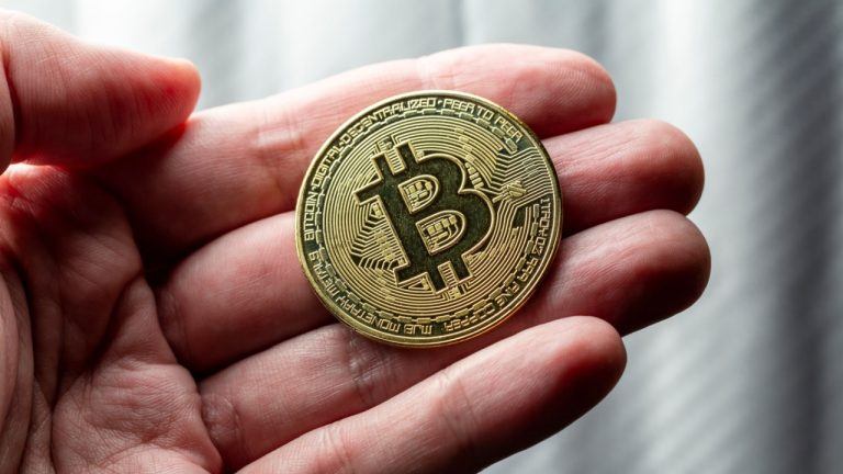 Xapo bank unleashes bitcoin backed loans—borrow up to $1m without selling btc