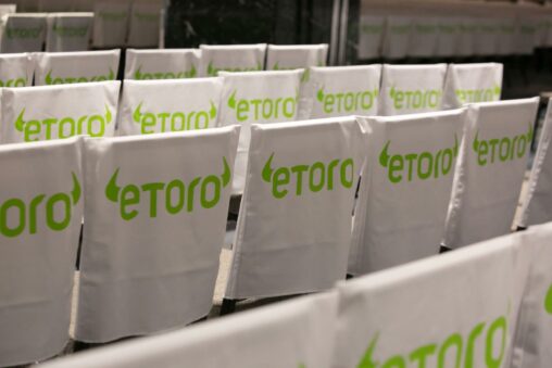 Etoro goes public at $52 a share, far exceeding marketed range
