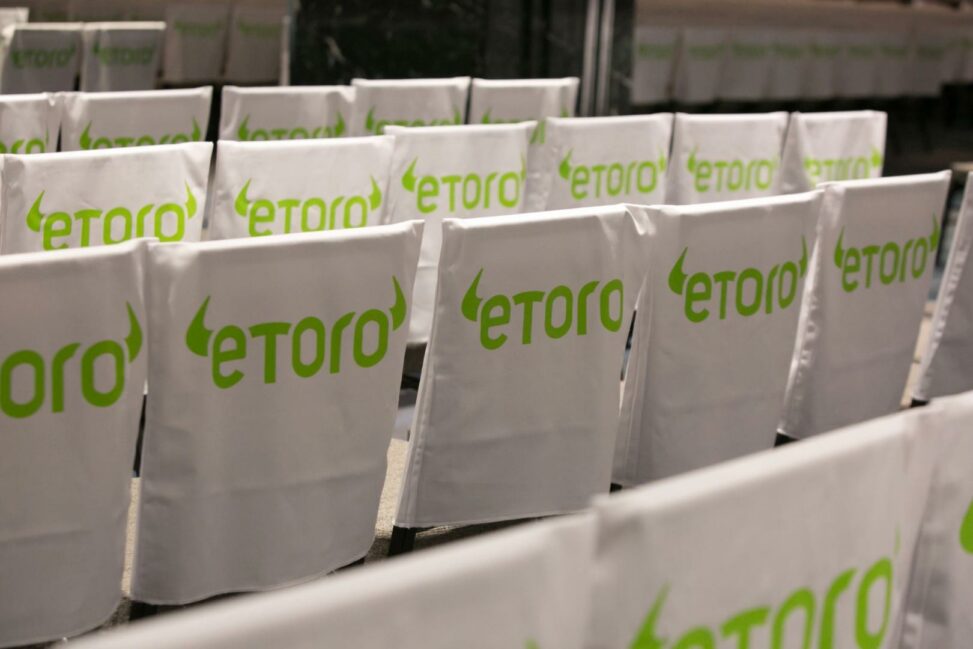 Etoro goes public at $52 a share, far exceeding marketed range