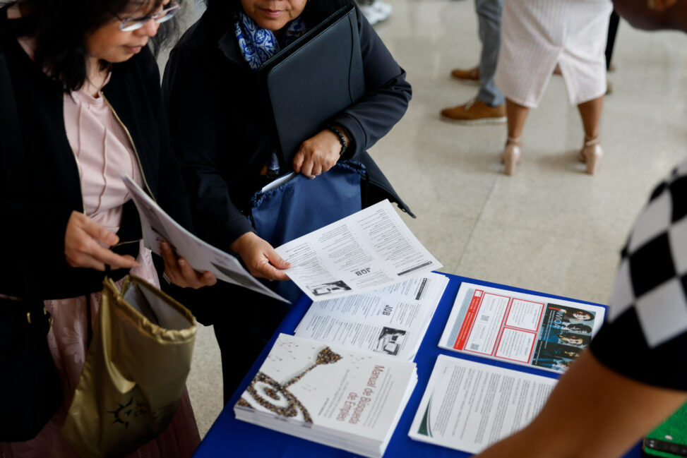 It's a ‘low firing, low hiring’ job market, economist says: here's how to land a new gig anyway
