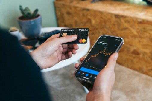 Moonpay mastercard launch crypto card, allowing users to make merchant payments with stablecoins