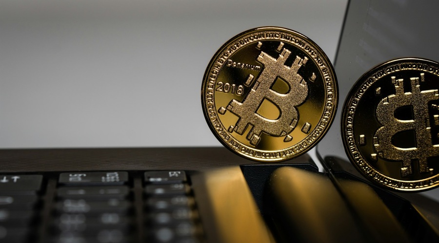 Why is bitcoin going up? btc price breaks the $100,000 barrier again