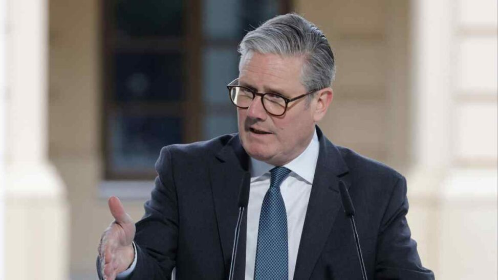 Starmer unveils migration curbs
