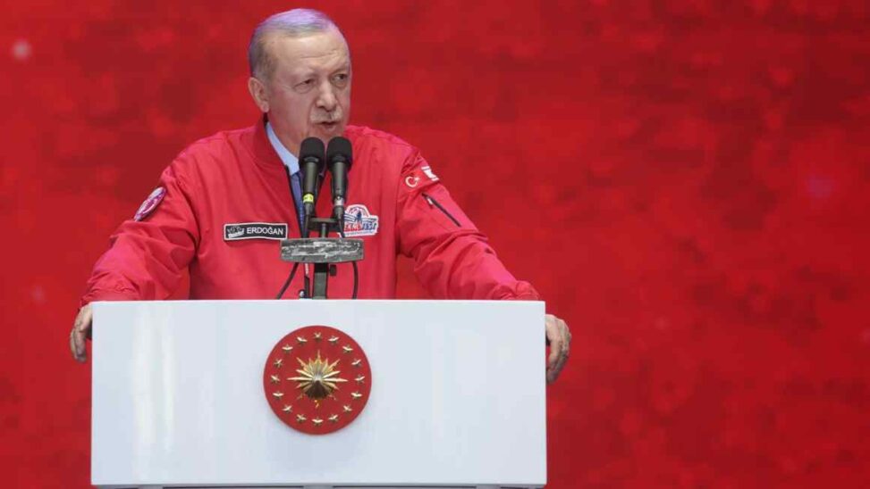 Kurdish insurgent group pkk says it will disband