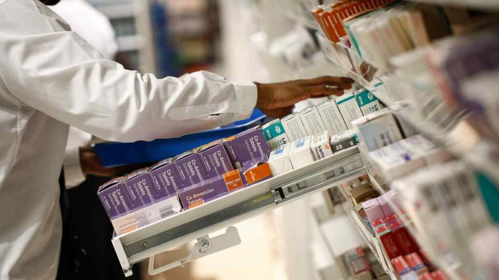 Trump vows to lower drug prices in the us by up to 80%