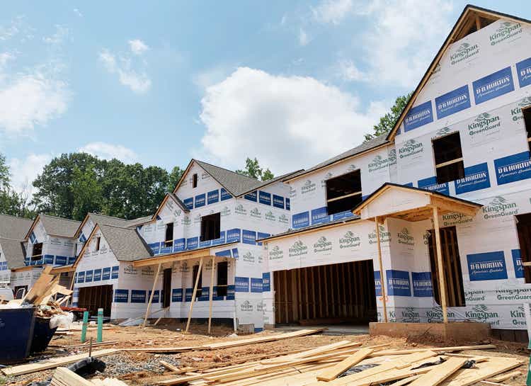 Spring housing market stalls as high rates, economic doubts weigh on buyer: wsj