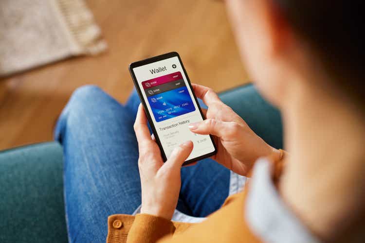 U.s. consumer spending levels off as households grow more cautious: bofa