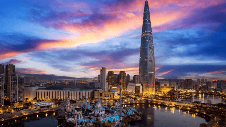 Six figure bitcoin rally triggers rare price inversion in south korea