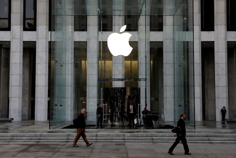 'slow down' and 'deeply observe' the company culture when starting a new job, says ex apple director