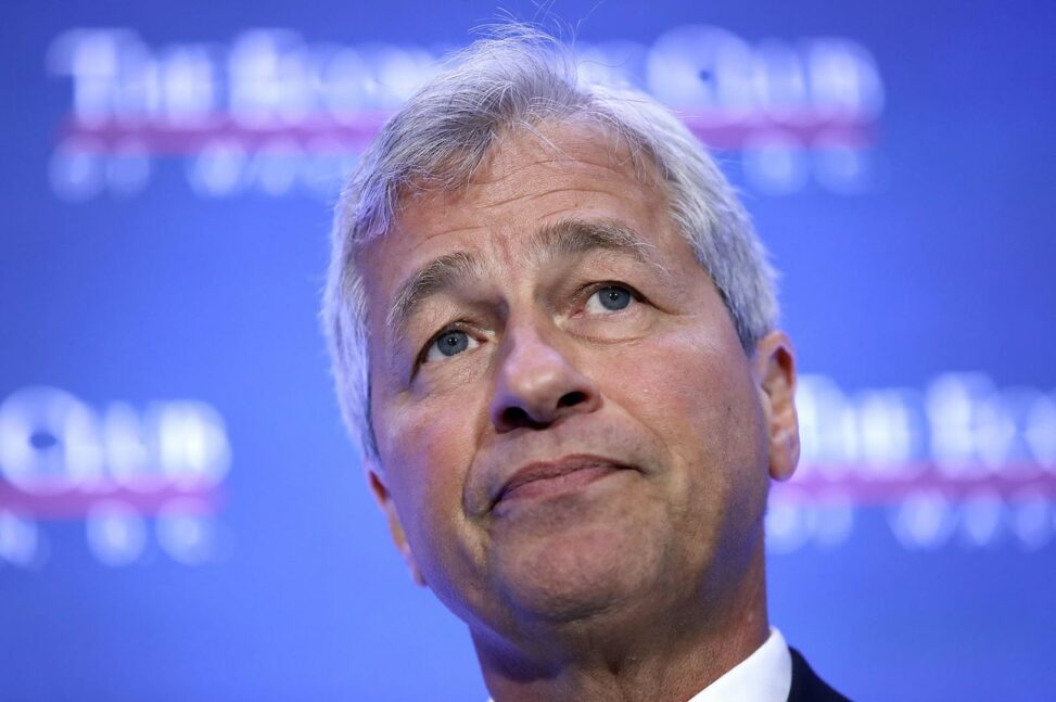 Crypto industry asks president trump to stop jpmorgan’s 'punitive tax' on data access