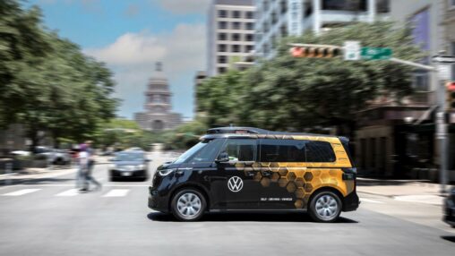 Volkswagen admt taps solana based hivemapper bee maps for driverless data