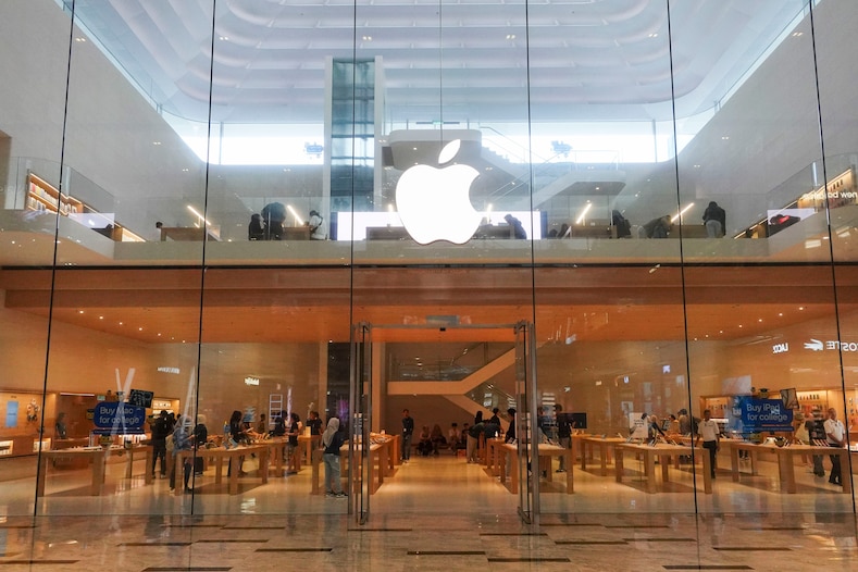 Apple is in need of a win as it reports earnings this week