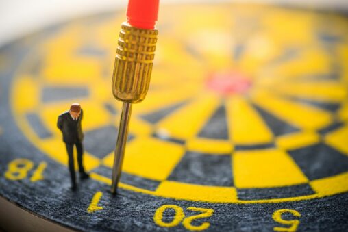 Xrp traders target $6 as ripple’s rlusd surges past $500m market cap