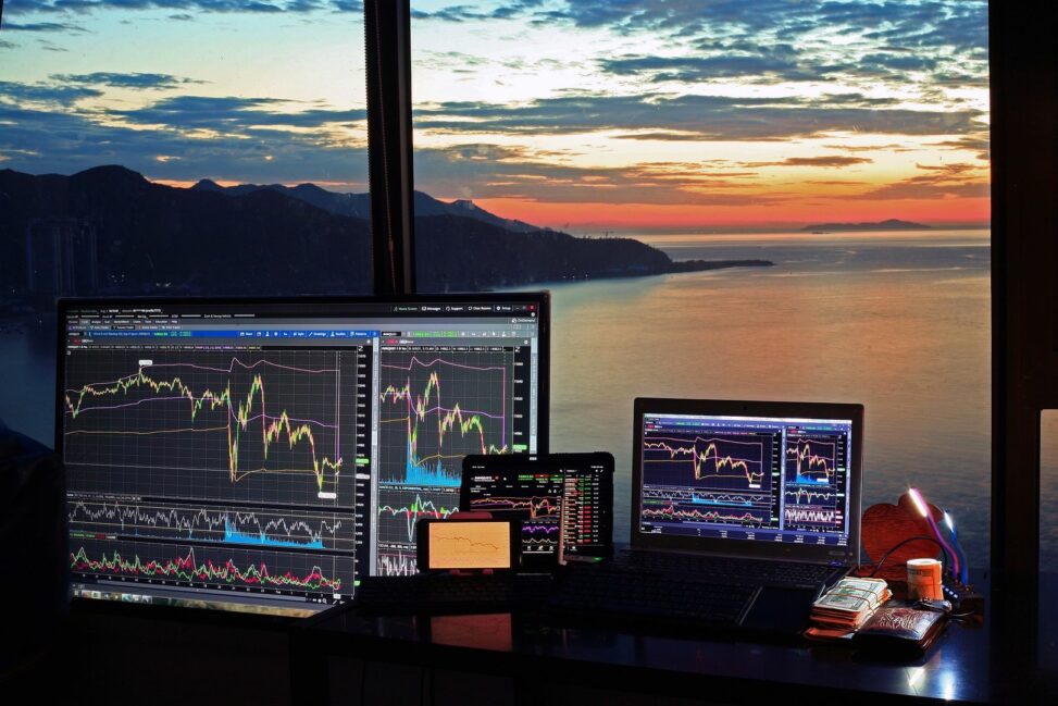 Bitcoin volatility alert: vix's bullish august seasonality points to big price swings