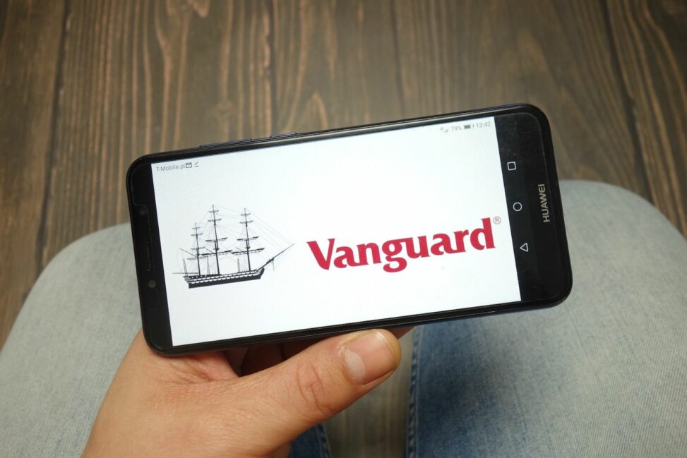 Anti bitcoin vanguard might be the largest institutional holder of mstr stock