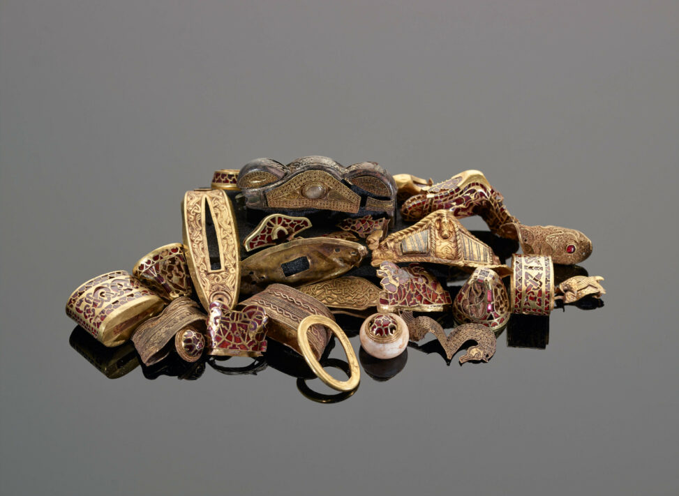 Birmingham museum & art gallery announces guided access viewings of staffordshire hoard prior to full public reopening